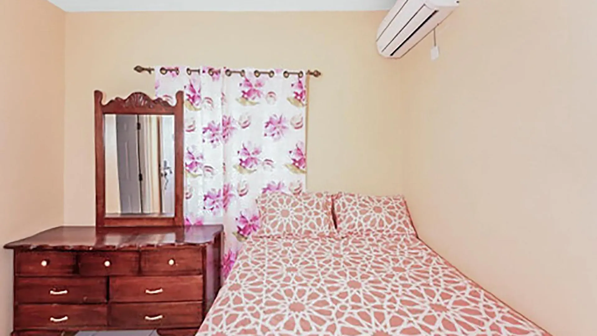 Pensionat Sgr Near The Sea Hotell Bull Bay Jamaica